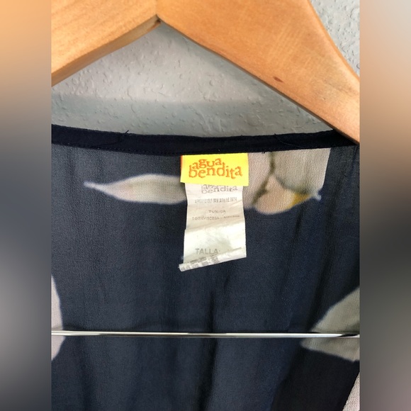 Agua bendita cover up tunic OS - Picture 9 of 13